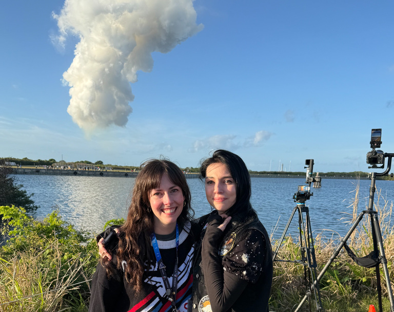 Lisa and Thalia Artemis Takeoff